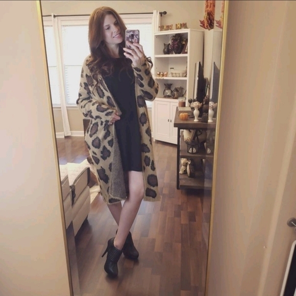 LEOPARD Print Open Front Long Cardigan  w Pockets - Picture 7 of 7
